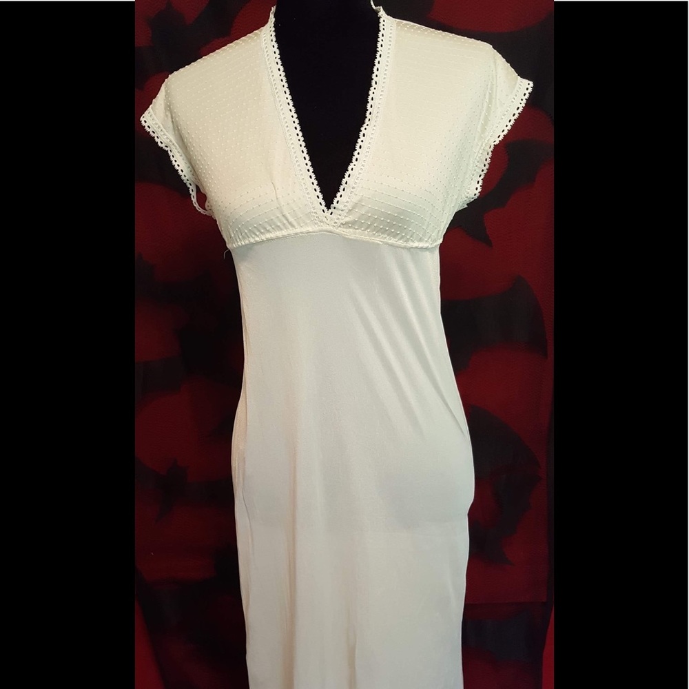 [ STERN MAID ] Vintage lingerie gown
